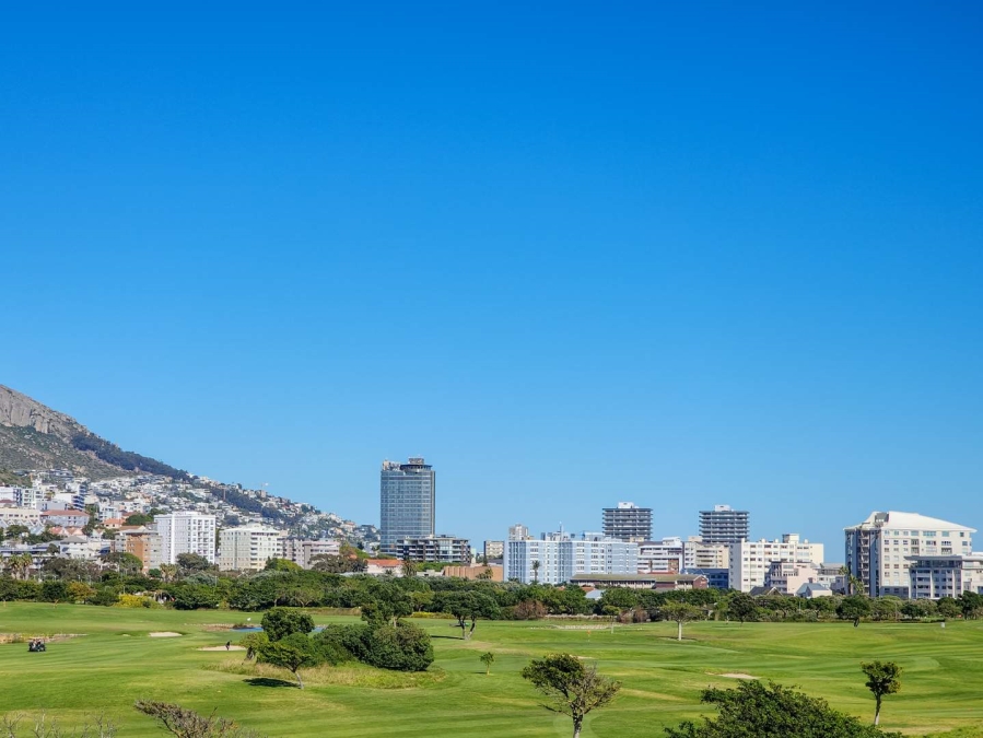 2 Bedroom Property for Sale in Mouille Point Western Cape